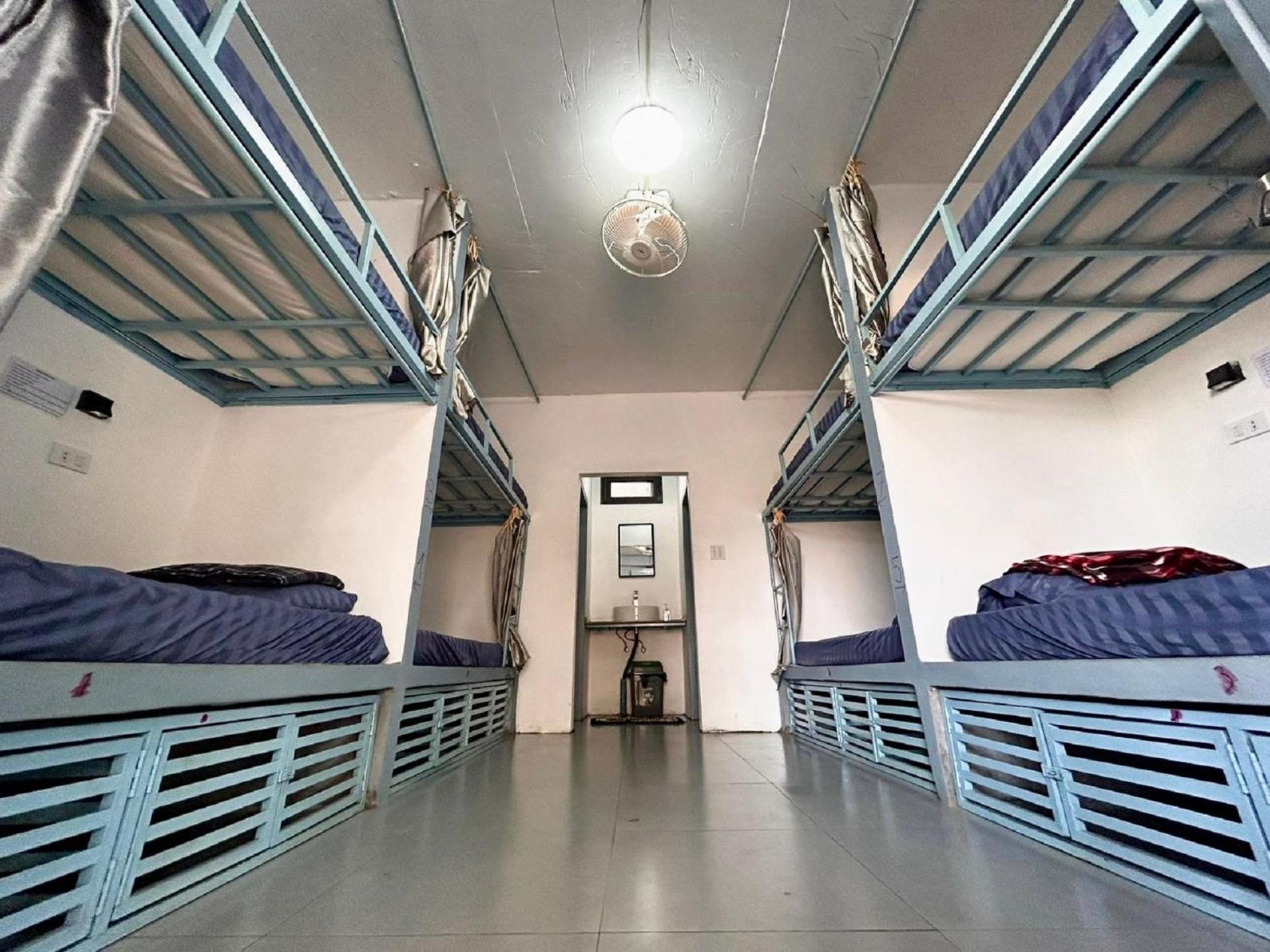 Sunrise Riverside Pool Hostel لوانغ برابانغ المظهر الخارجي الصورة
