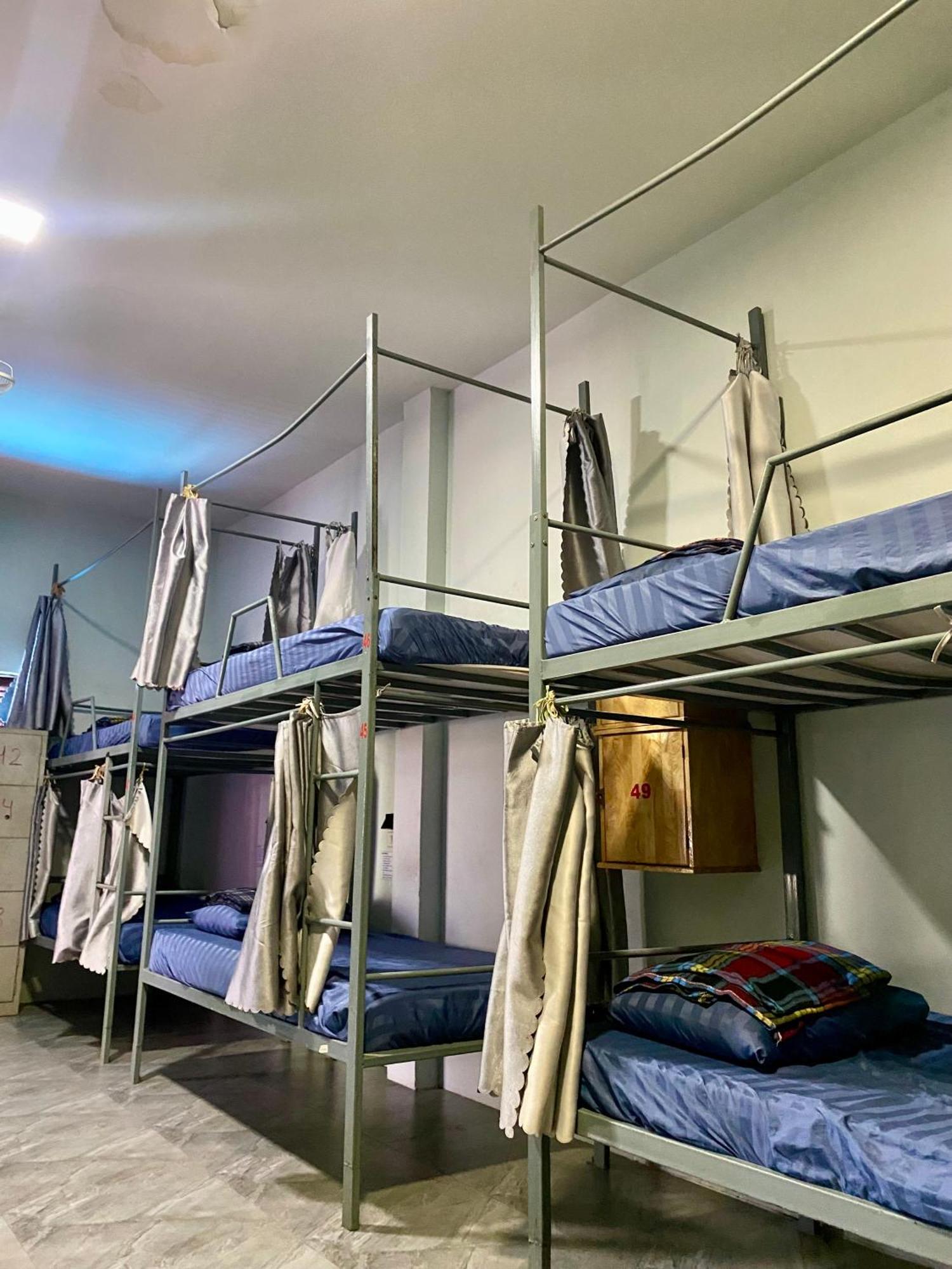 Sunrise Riverside Pool Hostel لوانغ برابانغ المظهر الخارجي الصورة